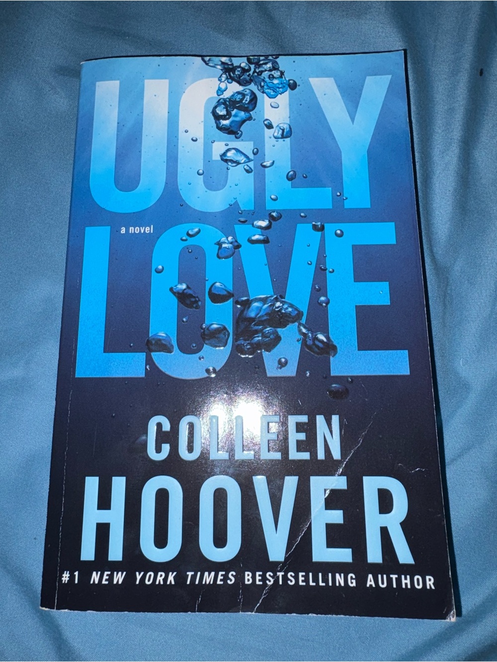 Colleen Hoover- Ugly Love
